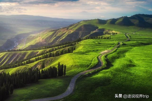 伊犁：中国西北的人间仙境，800公里风景长廊，藏着世间所有美好