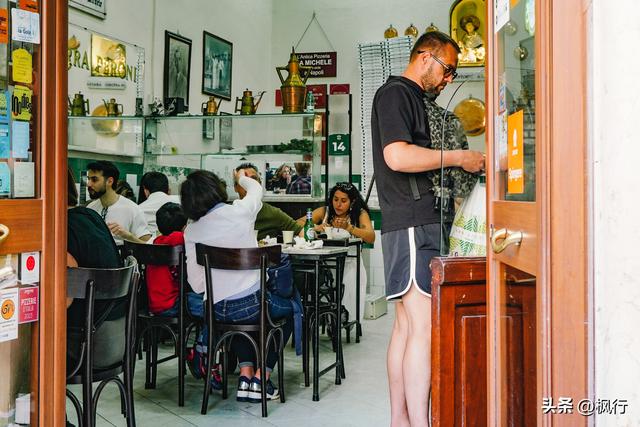 十年两刷意大利，南意根本不在乎米其林，他们只在乎番茄够不够酸