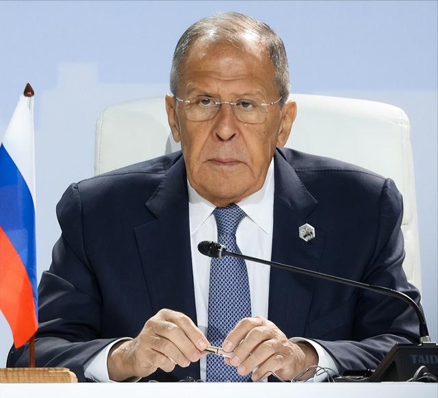 臂膀被断，乌军濒临灭绝边缘！俄军乘胜追击，战局彻底毫无悬念？