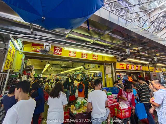 深圳这条街，曾经挤破头都难进入，现在扫码就进却为何没人去了？