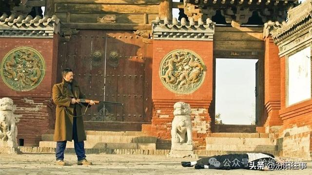 汾阳往事｜汾阳一日，踩着贾樟柯的镜头，走进电影里的故乡