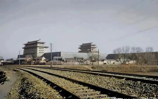 1923年，一名瑞典人来到中国，拍到了完整的北京城墙！太壮观了