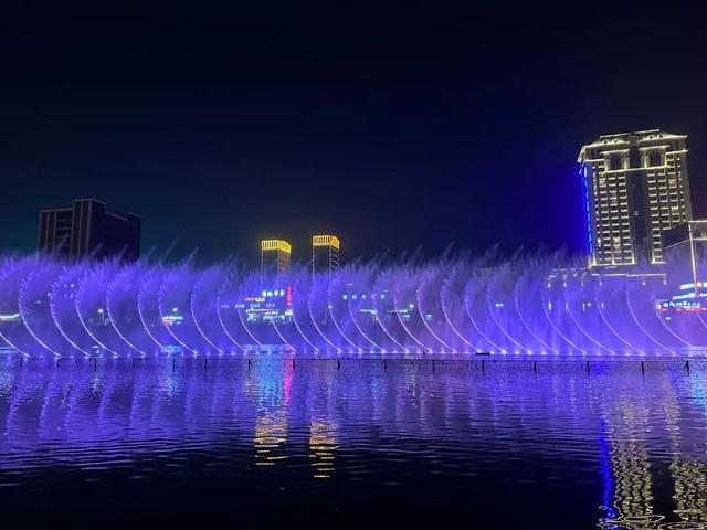 月满青泥河，灯候远方客——成县双节夜游全攻略