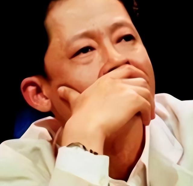 演都不演了！徐帆回应离婚后，冯小刚和养女双双撕下她的“体面	”