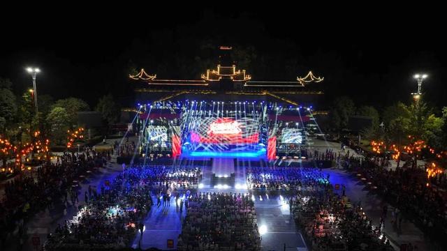 四川丹棱举行“橘橙音乐会” 为群众搭舞台，打造城市文旅新名片