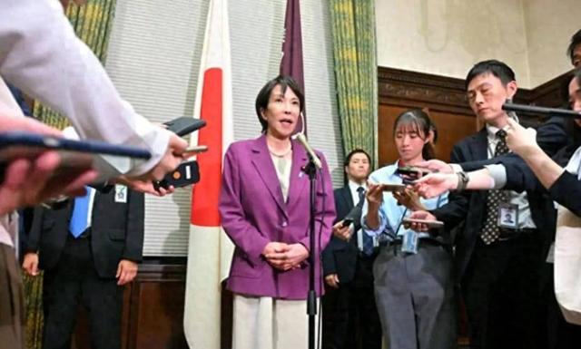 事态升级！解放军对日改口，中方7字定性高市，日本搬出皇后求和