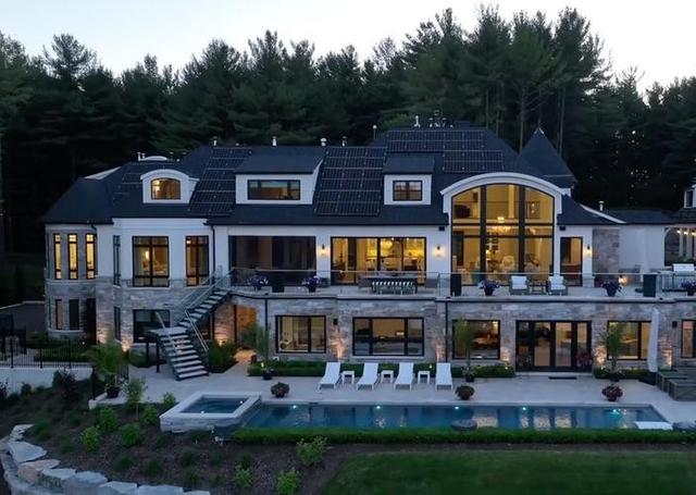 又揪出来一个巨贪，金额高达9.7亿	，首富夫人郝斌跨境逃亡失败了