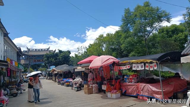 乘公共交通工具游洱海圣托里尼｜小普陀及挖色