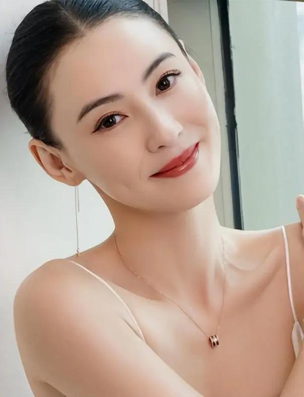 王晶终于坦白！张柏芝婚变主因不是王菲，而是让她3年怀孕5次的人