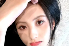 1天6瓜，王思聪前女友甜仇疑似离婚，秦霄贤被粉丝喊话，都是大瓜图片