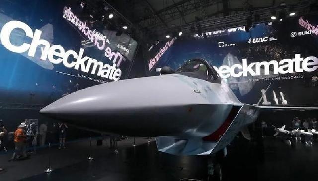 俄罗斯放出新招：“幽灵战机”迪拜登场，绝不愿被中美拉开差距
