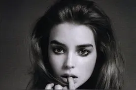 超模卡门：83岁还有性生活，人老了双腿依旧迷人，不畏惧世俗眼光图片