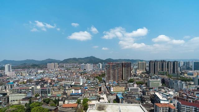 华中面积最大地级市，比5个湘潭3个武汉还大，居然不是长沙、洛阳