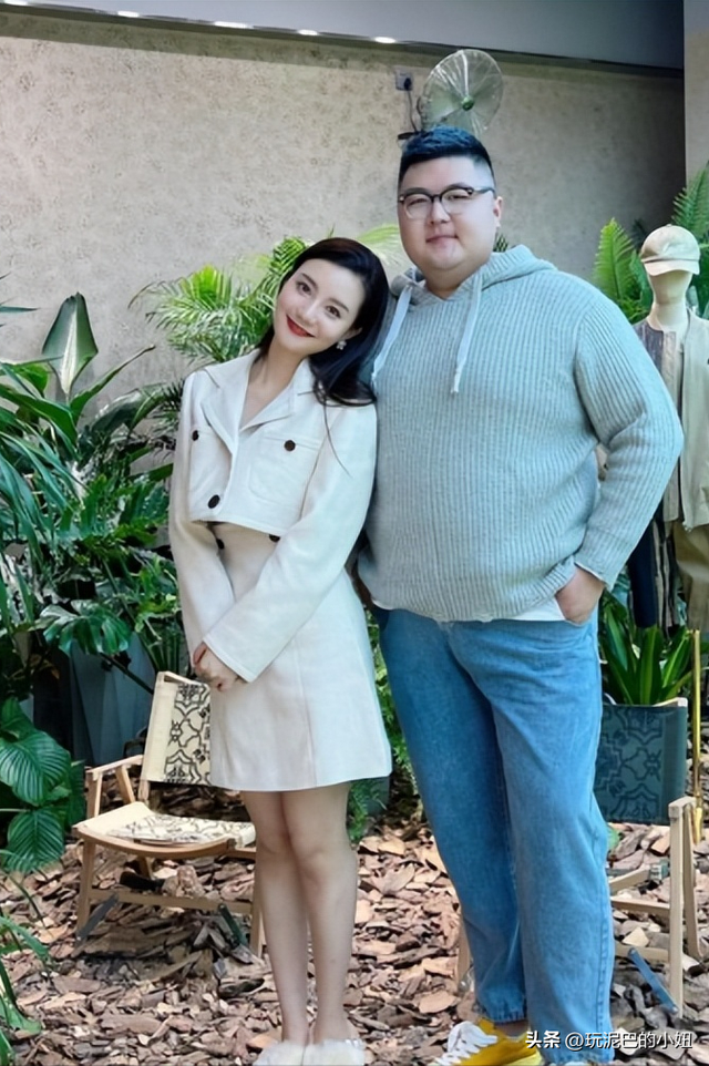 结婚三年没夫妻之实 网红“猴哥说车”终离婚，丈母娘早就曝过真相