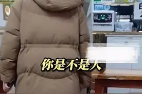 女子吃大盘鸡辣肿嘴，事后跑店里破口大骂：“我哺乳期 你整那么辣是不是人”！ 律师：扰乱餐厅经营这是违法！图片