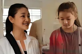 大S女儿和汪小菲团聚，披着一头长发，张兰感慨孙女长大了好多图片