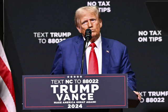 美军连夜通告全球	，特朗普想通了：对中国不能来硬的，要上点手段