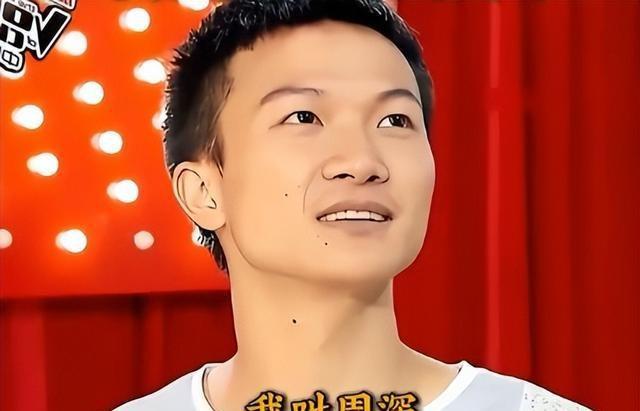 人民日报专访，揭开32岁周深的真实处境，那英确实一个字都没说错