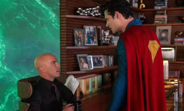 新《超人》的终极难题,是时代的癌症