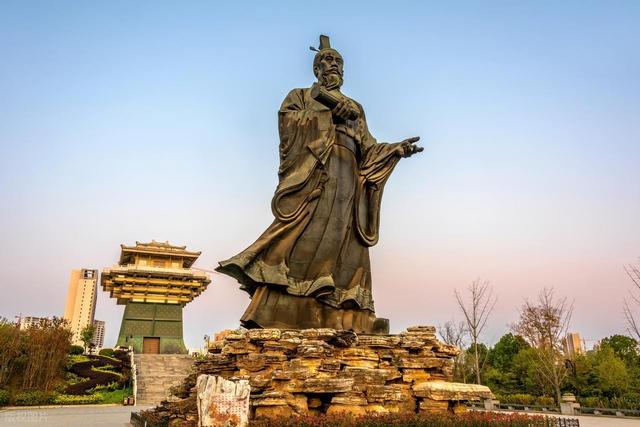 湖北省年轻的城市，设市至今只有20年，被誉为“鄂北明珠” 随州