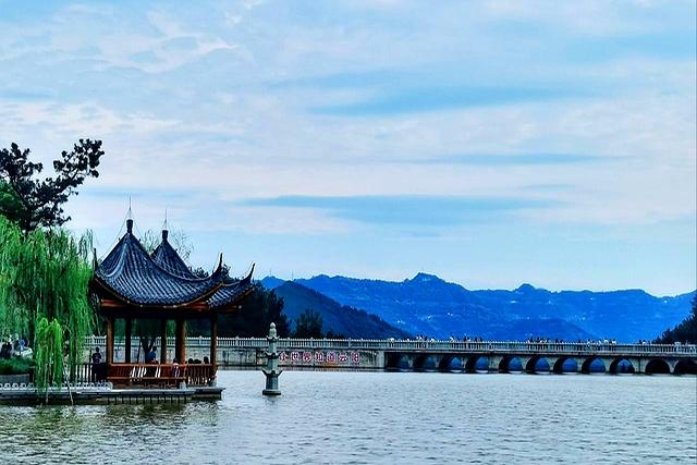 你发现没？今年国庆节出现了3大“反常现象”，与往年大不相同！