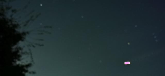 云南昆明 冬藏隐居山野间