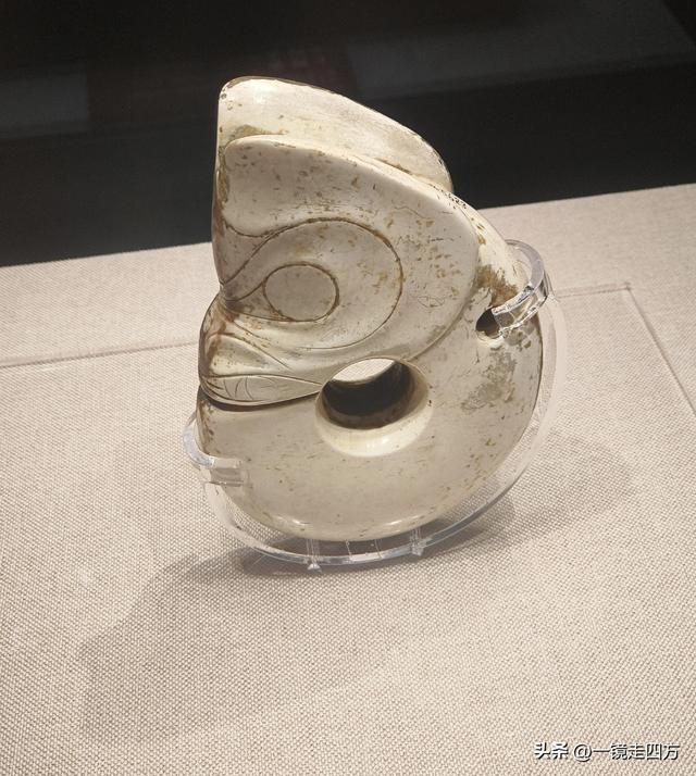 在辽宁省博物馆新馆的一楼特展区，能集中看到不少这里的镇馆之宝