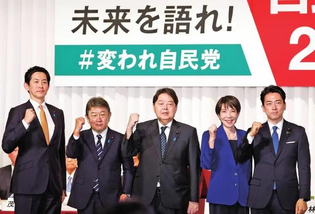 硬抗中国29天，一纸控告书让高市老实	，“短命首相”进入倒计时？