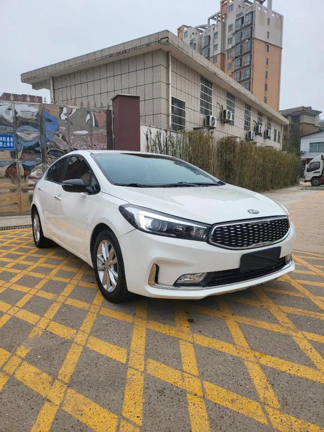 省油又省心！这8款车堪称“油耗克星”，养车成本低到偷笑