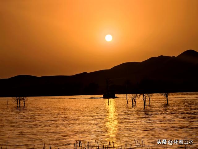 2025环南疆沙漠铁路背包自由行日记(8)——游览葫芦岛和塔塔秘境