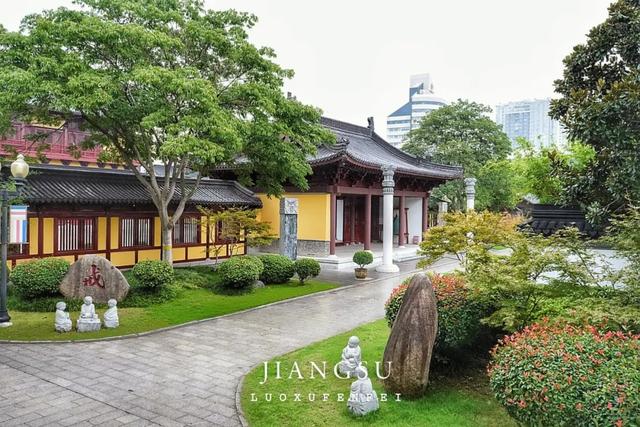 被严重低估的宝藏小城!2日暴走不输扬州的泰州凤城河!