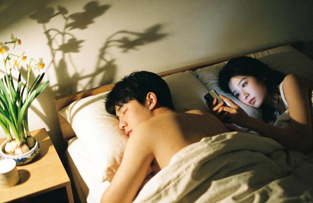 花语说情·出轨篇2 | 水仙：婚姻里的孤独，让心先出了轨