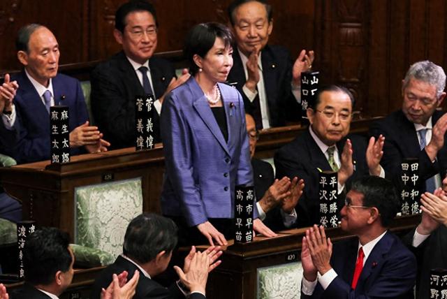 高市早苗当选首相不到3小时，中方没有祝贺，而是送上一句忠告