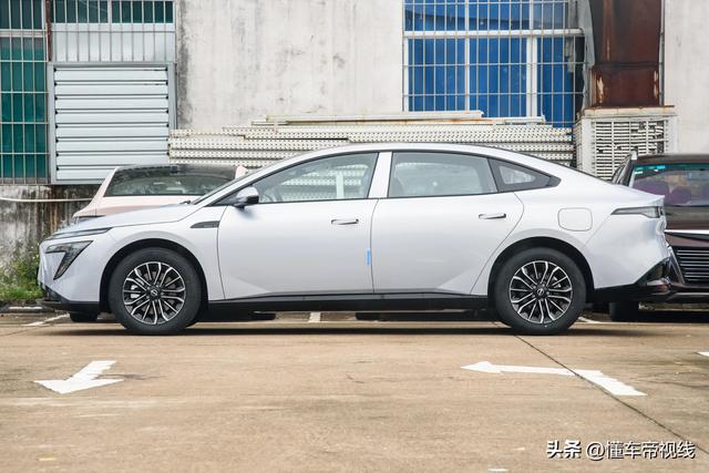 新车|新增哨兵模式/优化驾驶辅助功能等,东风日产N7开启首次OTA