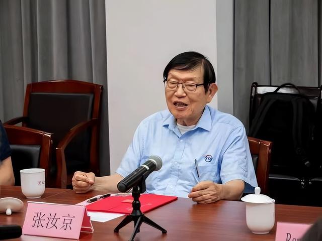 “大陆缺什么我就做什么”！77岁“芯片教父”令中国芯片提前30年