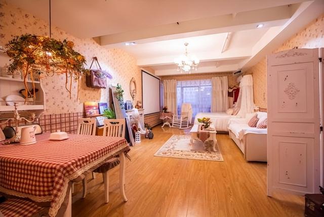 大连薇薇安民宿：藏在城市心脏的文化驿站，让旅行与生活温柔相拥