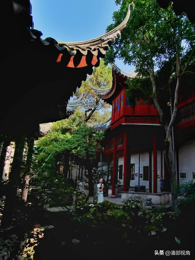 走进苏州东山雕花楼