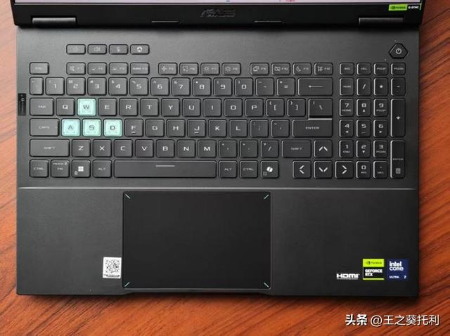 2025年游戏本推荐：华硕天选6Pro体验测评，高性能高性价比之选！