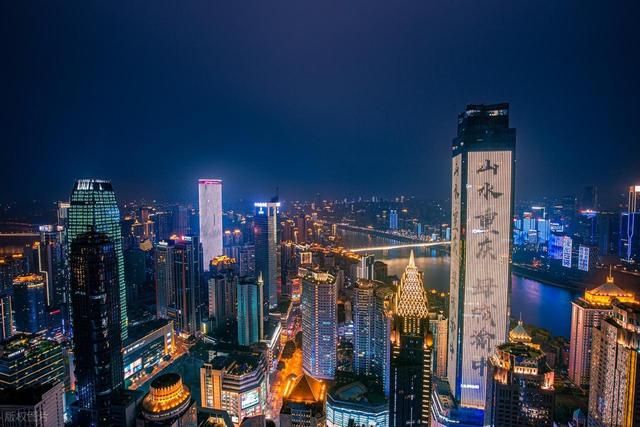 中国最大的工业城市，拥有40多座工业区，却发展出众多网红景点