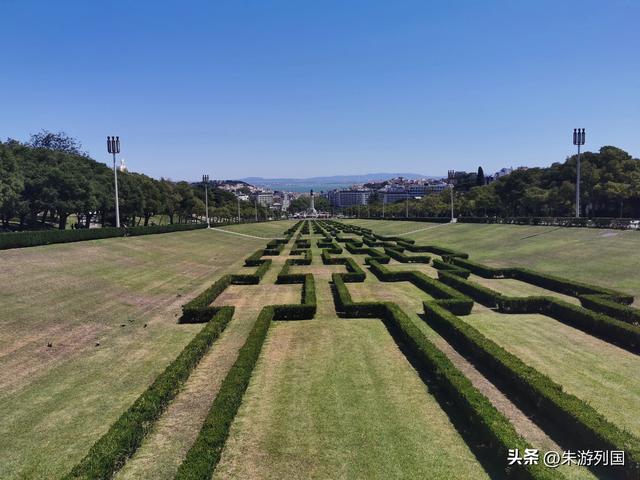 签证波折与里斯本慢生活，房车旅行的意外收获