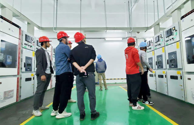 荷兰这回要成最大背锅侠！担不起芯片断供责任！甩锅给公司领导人