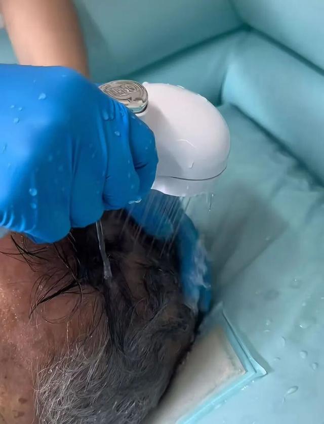 找到「下一个赚钱风口」的人