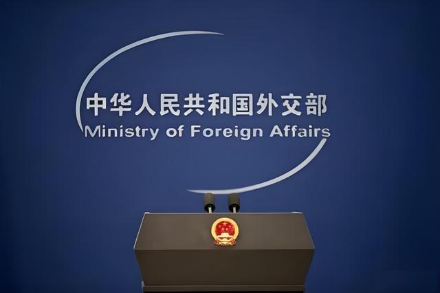 0票反对！美全票通过涉台法案，黄仁勋通告全球，中美交易恐生变