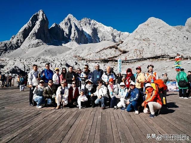 多国侨界旅游精英聚丽江 共探文旅合作新路径