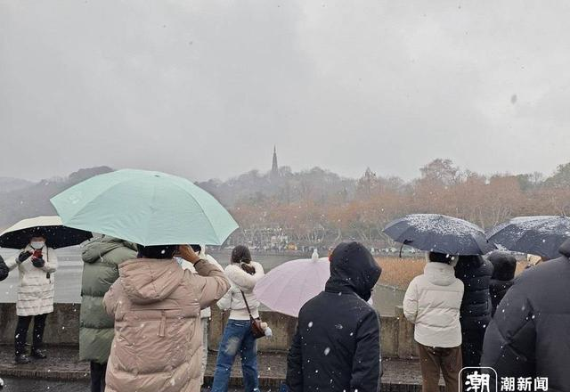 全网疯狂转发！西湖再现“断桥残雪”千年难遇奇景，网友：太美了