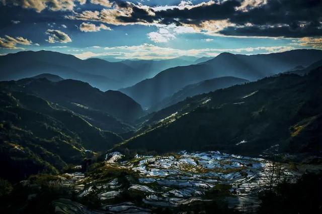 9.9元玩转红河州25个景区