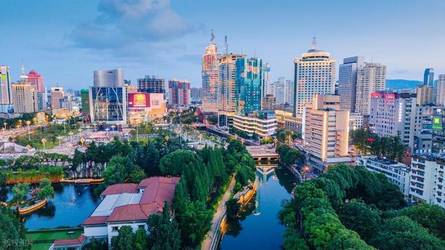 西南地区“第三大城市”，仅次于重庆与成都，现在已是“新一线”