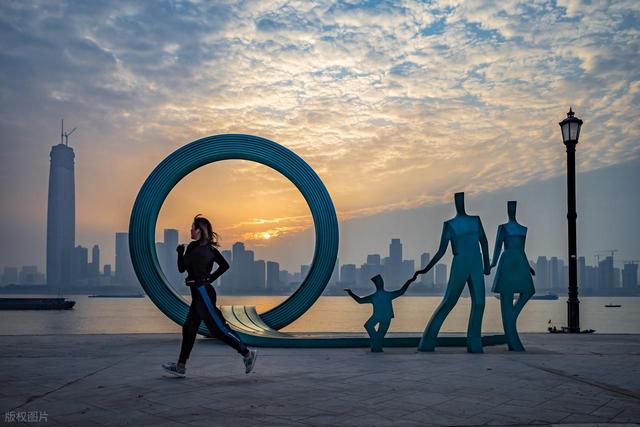 一个重庆人从武汉旅行回来，发现两座城市差别很大 ，忍不住想说说