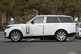 油箱最大的10款3.0T以上中大型SUV图片