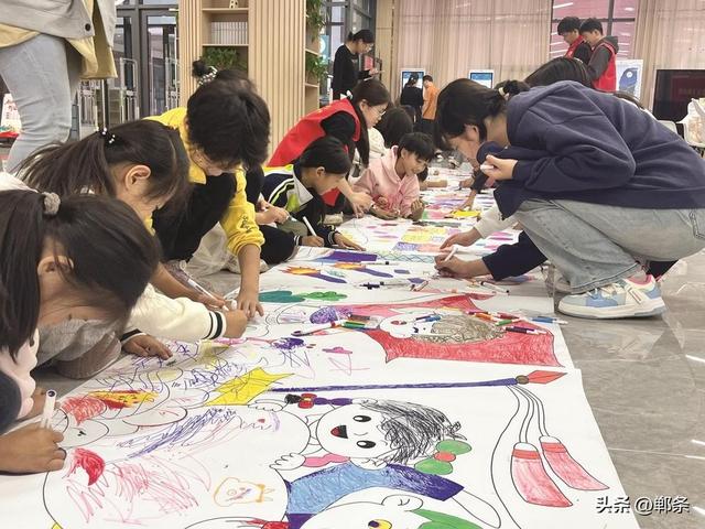 金秋漫卷凤城画 文旅盛宴醉宾朋